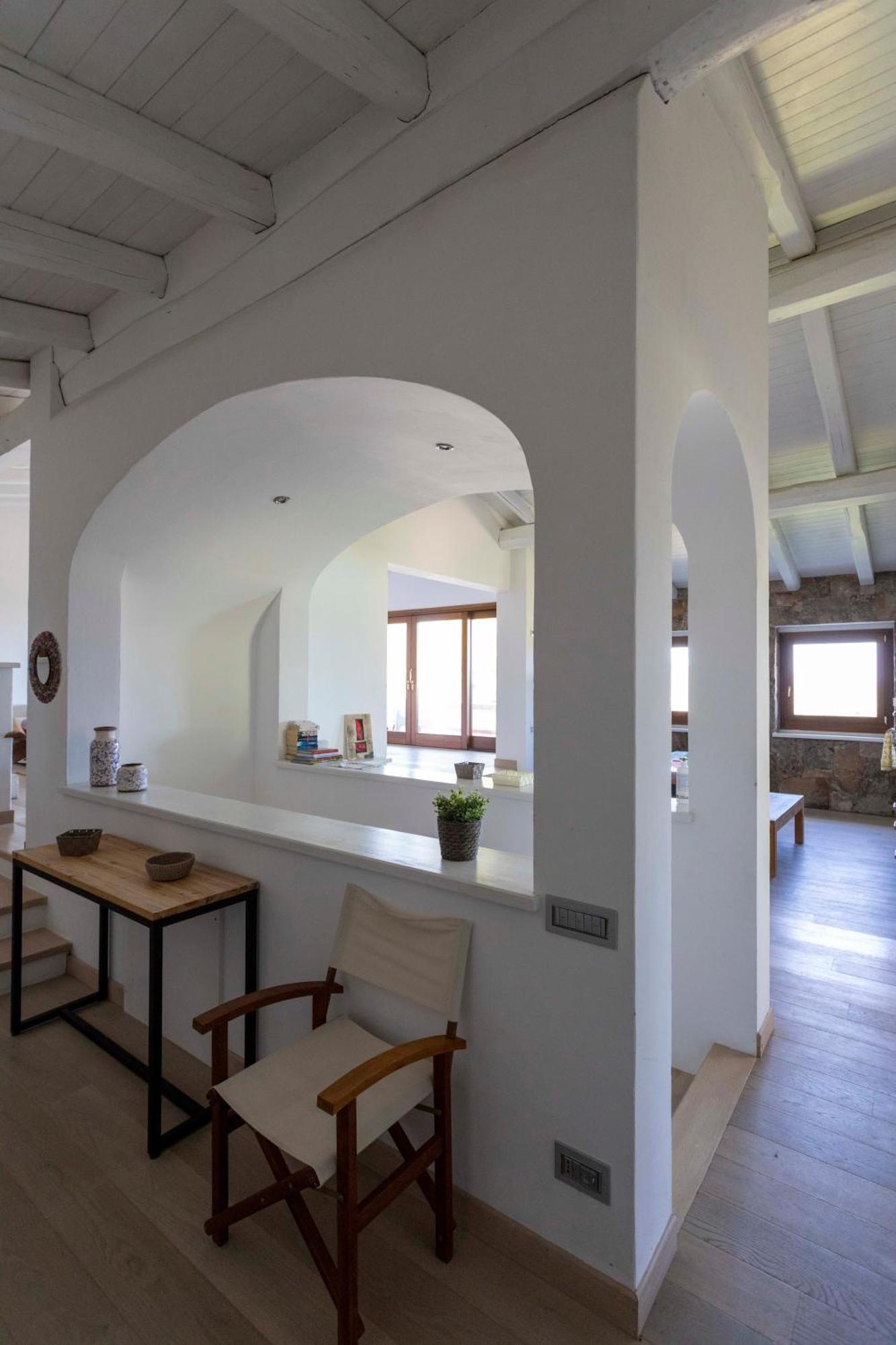 Villa Alba Esclusiva Villa Con Piscina A Sfioro E Vista Mozzafiato Sul Mare Cugnana Luaran gambar
