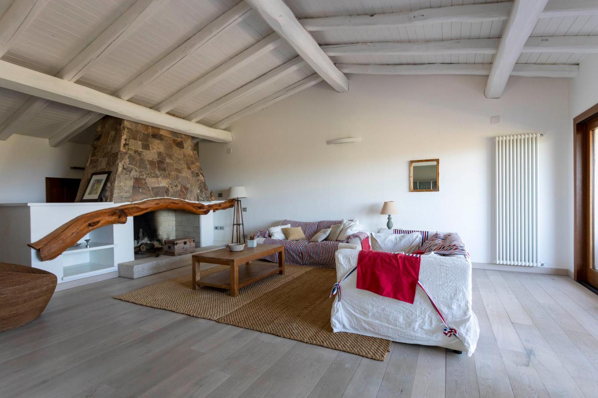 Villa Alba Esclusiva Villa Con Piscina A Sfioro E Vista Mozzafiato Sul Mare Cugnana Luaran gambar