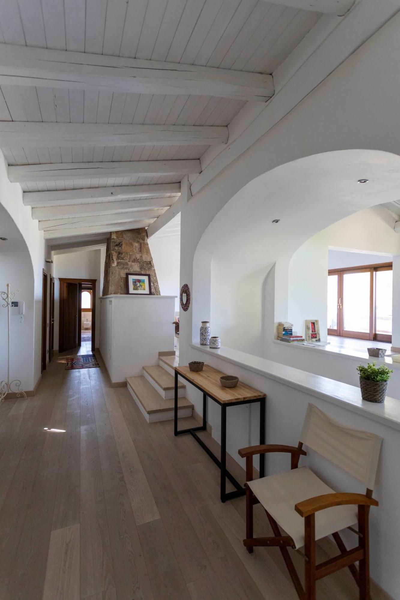 Villa Alba Esclusiva Villa Con Piscina A Sfioro E Vista Mozzafiato Sul Mare Cugnana Luaran gambar