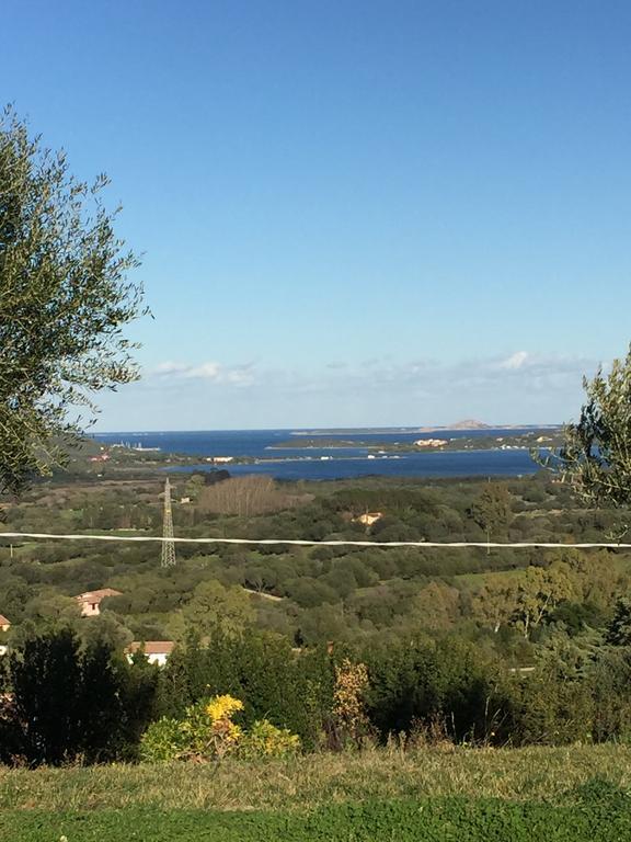 Villa Alba Esclusiva Villa Con Piscina A Sfioro E Vista Mozzafiato Sul Mare Cugnana Luaran gambar