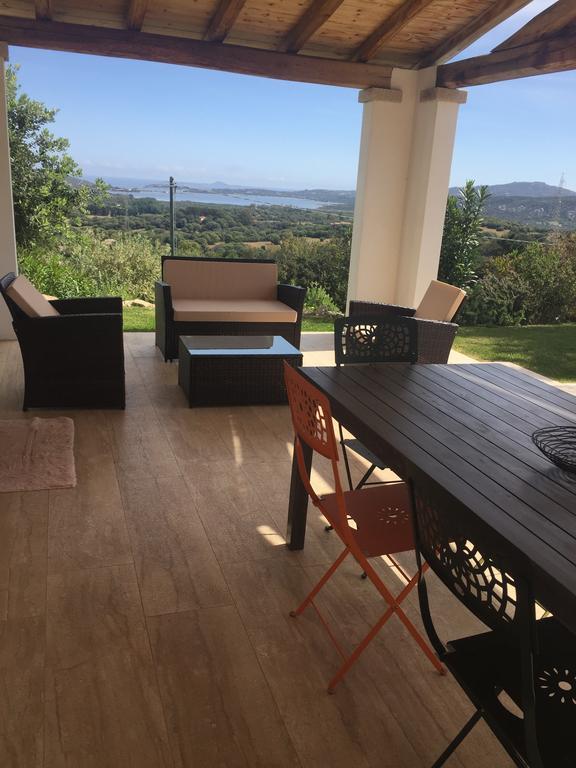 Villa Alba Esclusiva Villa Con Piscina A Sfioro E Vista Mozzafiato Sul Mare Cugnana Luaran gambar
