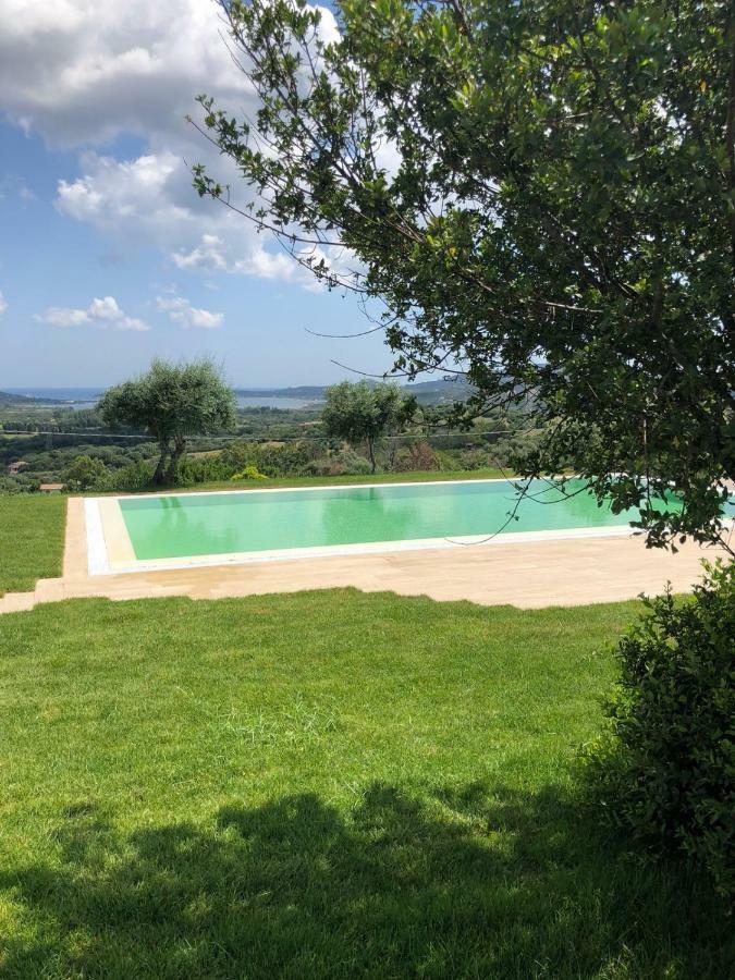 Villa Alba Esclusiva Villa Con Piscina A Sfioro E Vista Mozzafiato Sul Mare Cugnana Luaran gambar